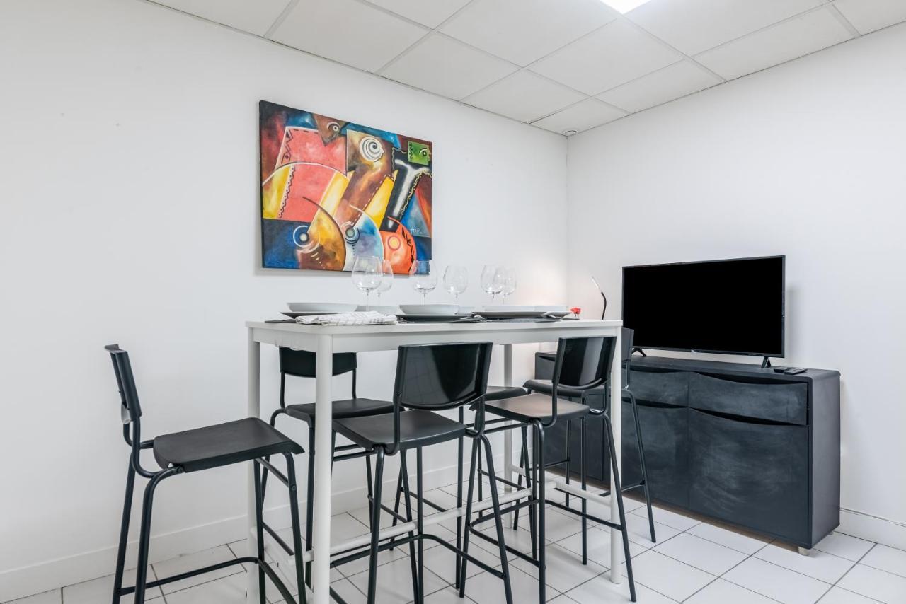 Triplex Magenta Quest Apartment Paris Luaran gambar